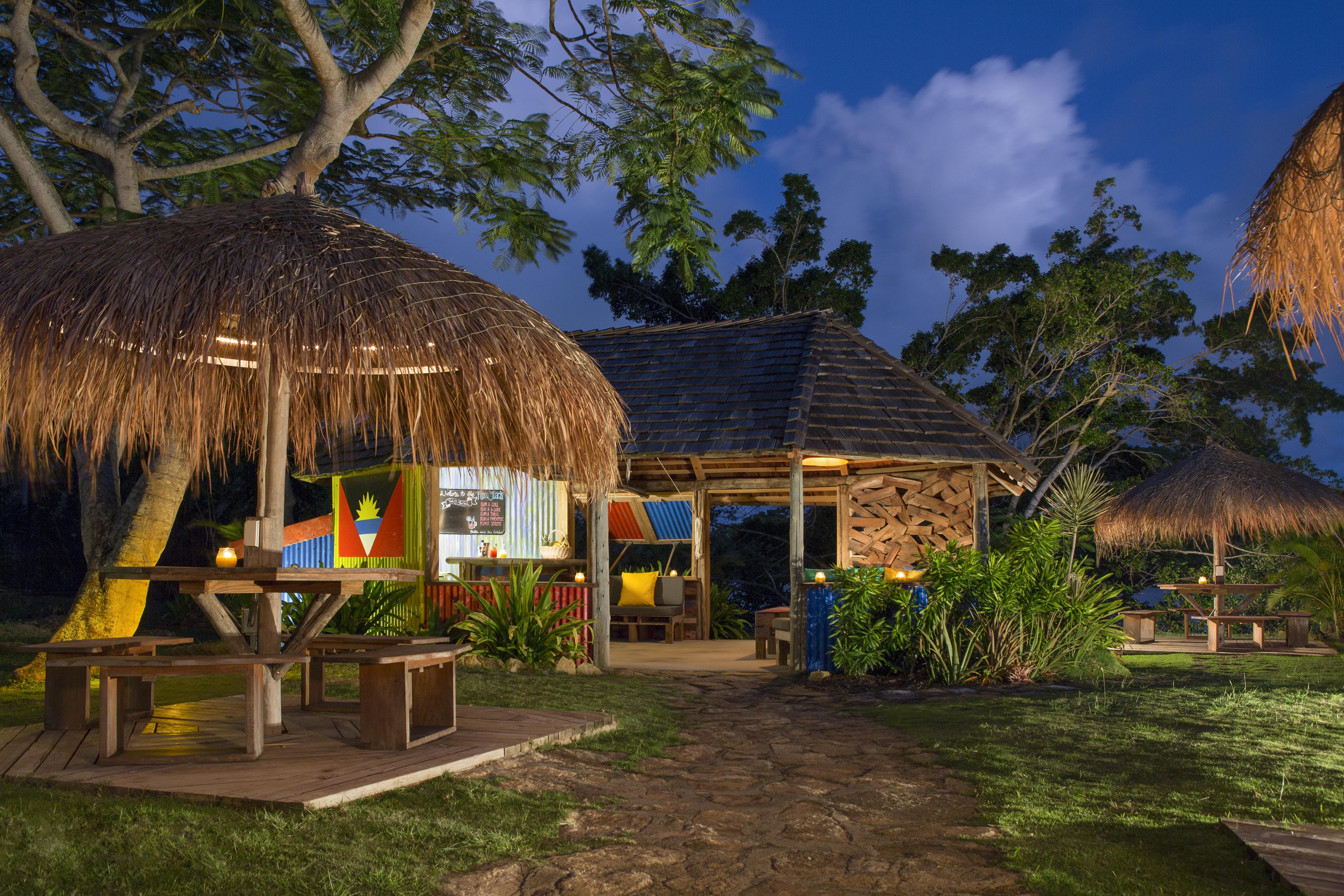 ギャラリー ベイ リゾート&スパ アンティグア オール インクルーシブ【大人専用】 Five Islands Village エクステリア 写真